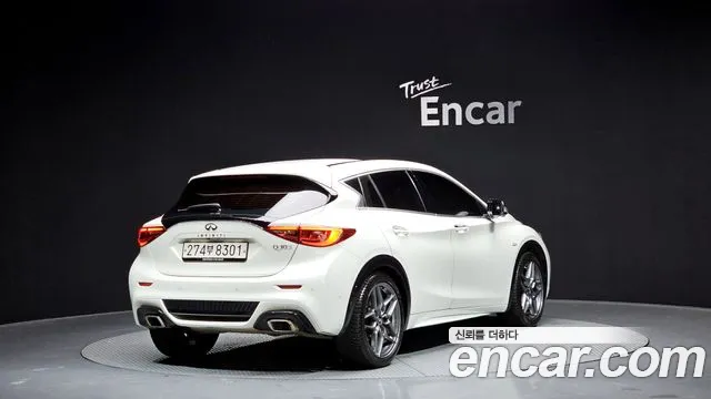 Infiniti Q30 id 2319353 из Кореи 12