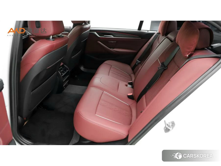BMW 5 series 2020 Белый из Китая, фото 2