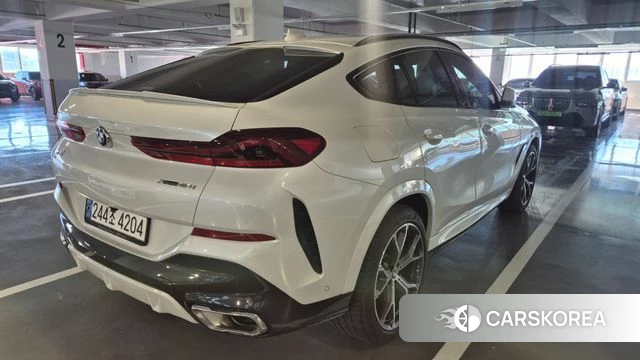 BMW X6 (G06) 2023 Белый из Кореи, фото 2
