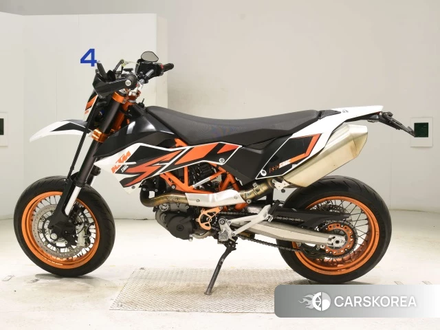 KTM 690 SMC R 2017 из Японии