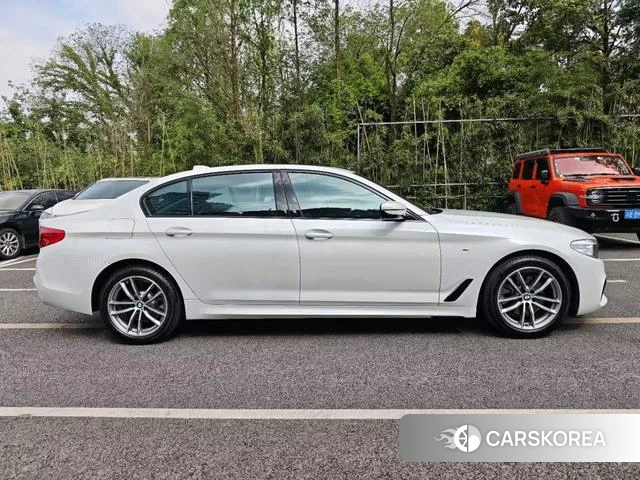 BMW 5 series id 4253337 из Китая 12