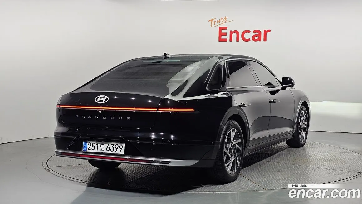 Hyundai Grandeur Hybrid (GN7) id 2050774 из Кореи 12