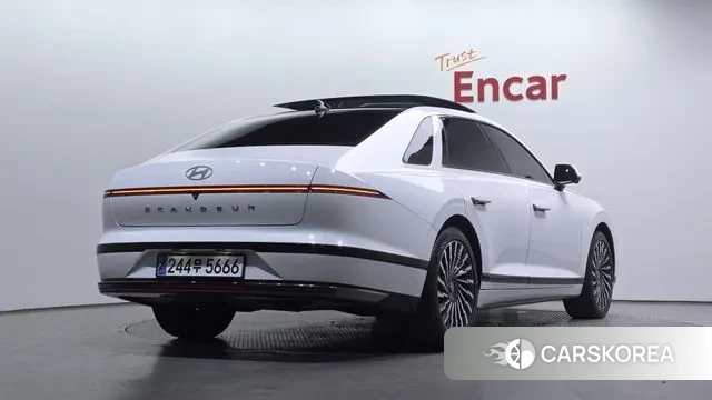 Hyundai Grandeur Hybrid (GN7) id 3770057 из Кореи 12