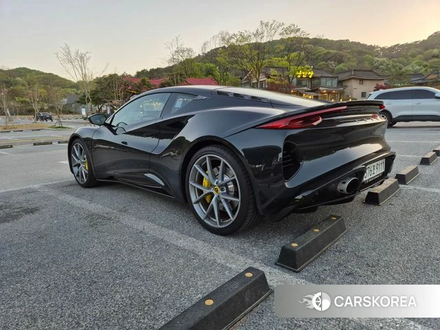 Lotus Emira id 4381335 из Кореи 12