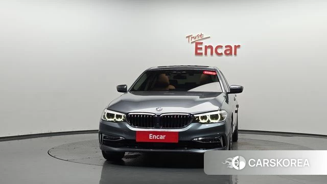 BMW 5 Series (G30) id 4446791 из Кореи 12