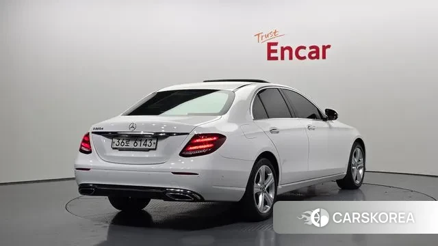 Mercedes-Benz E-Class W213 id 3789602 из Кореи 12