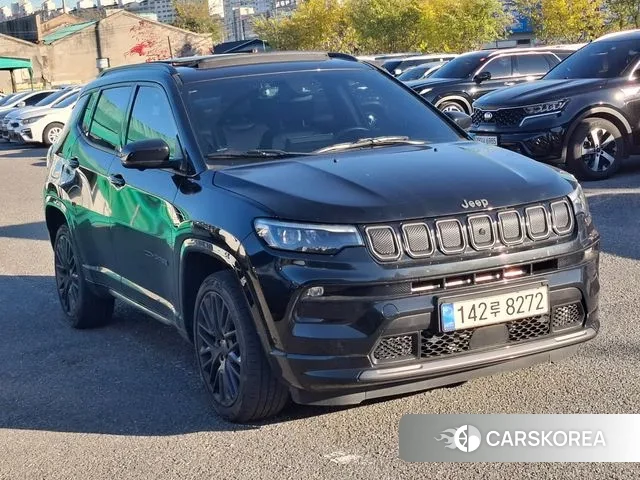 Jeep Compass 2nd Generation 2022 Черный из Кореи, фото 4