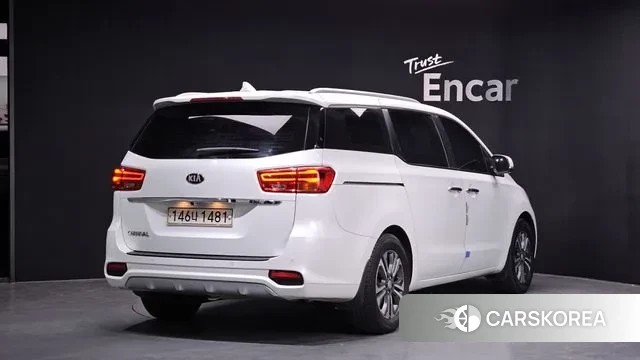 Kia The New Carnival id 3557858 из Кореи 12