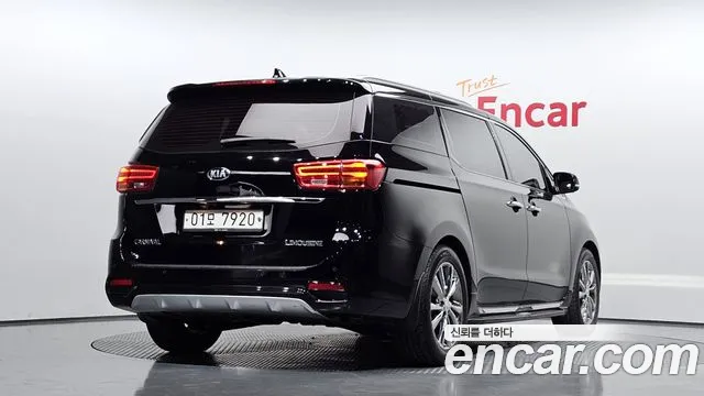 Kia The New Carnival id 2712272 из Кореи 12