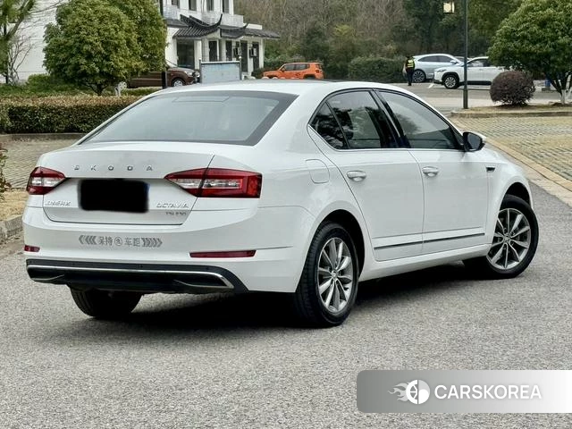 Skoda Octavia id 4238327 из Китая 12