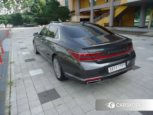 Genesis G90 id 2965783 из Кореи 12