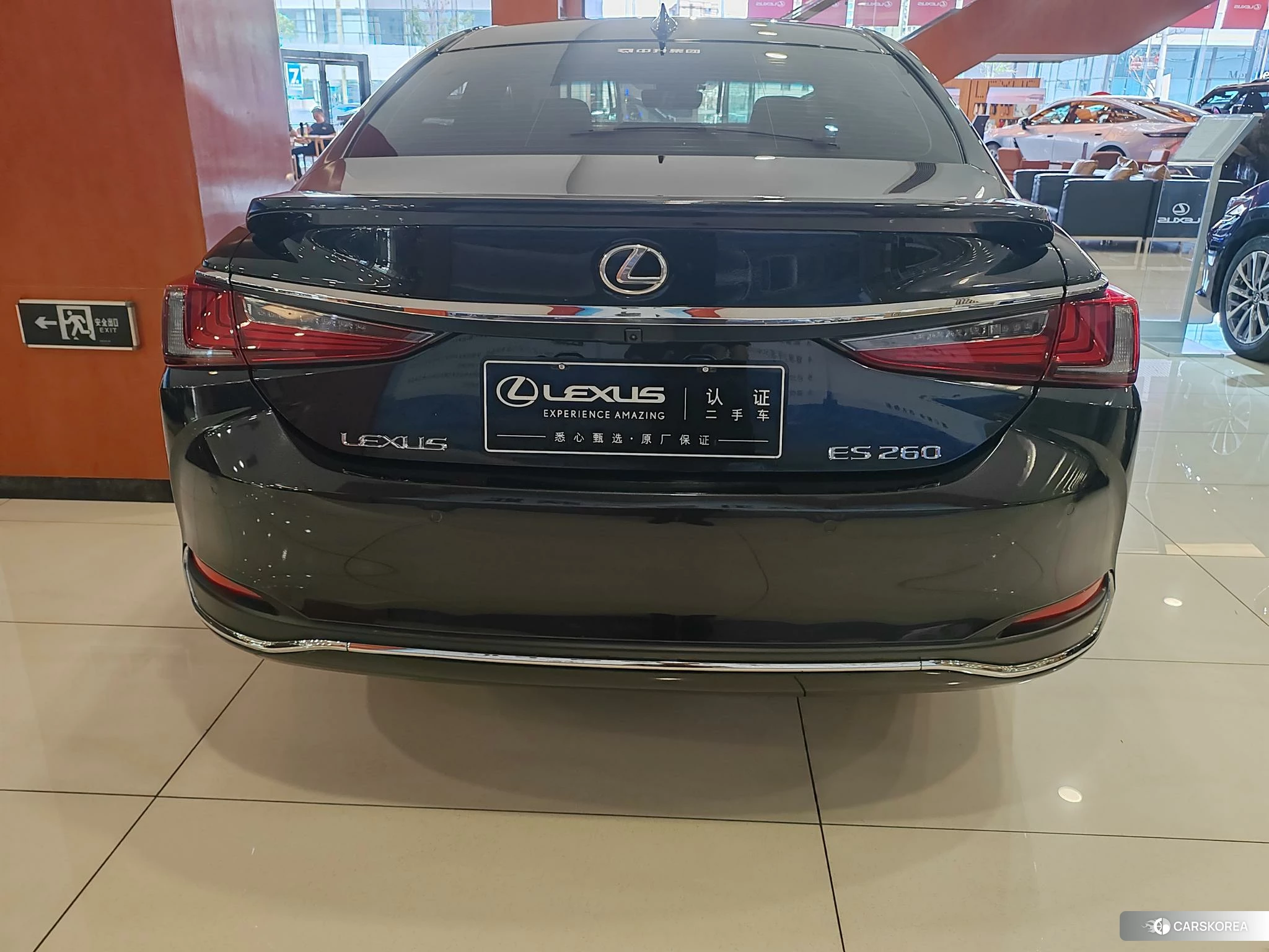 Lexus ES 2023 Черный из Китая, фото 4
