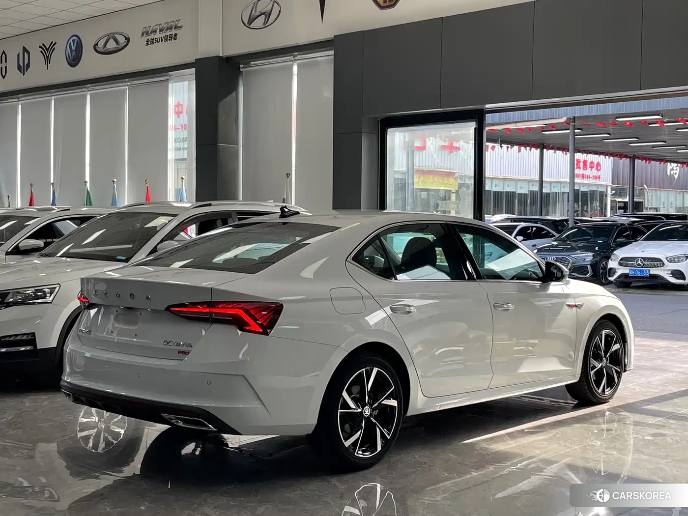 Skoda Octavia id 4659853 из Китая 8