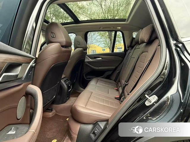 BMW X3 id 3858048 из Китая 5