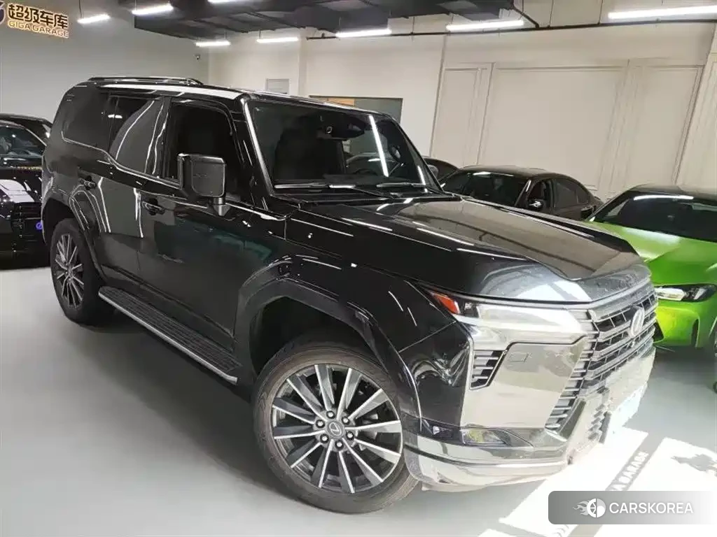 Lexus GX 2026 Черный из Китая, фото 2