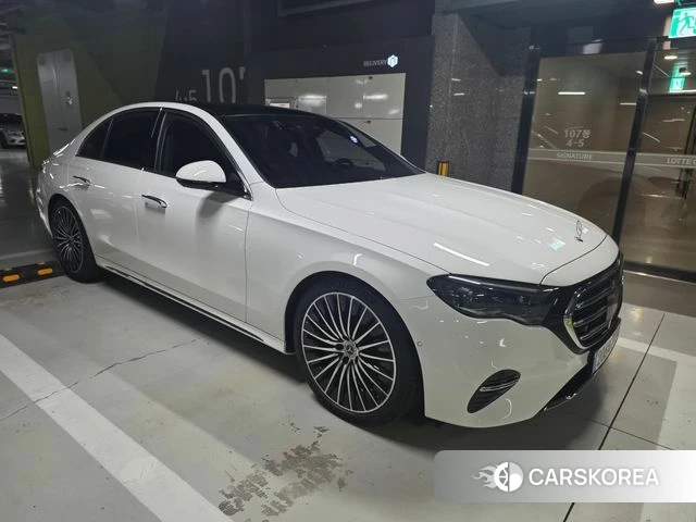 Mercedes-Benz E-Class W214 2024 Белый из Кореи, фото 2