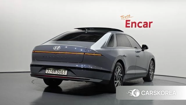 Hyundai Grandeur (GN7) id 3921981 из Кореи 12