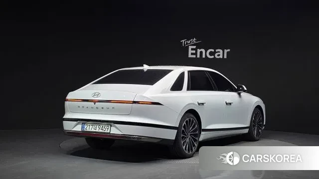 Hyundai Grandeur Hybrid (GN7) id 3419952 из Кореи 12