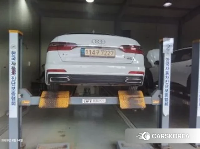 Audi A6 (C8) 2021 Белый из Кореи, фото 2