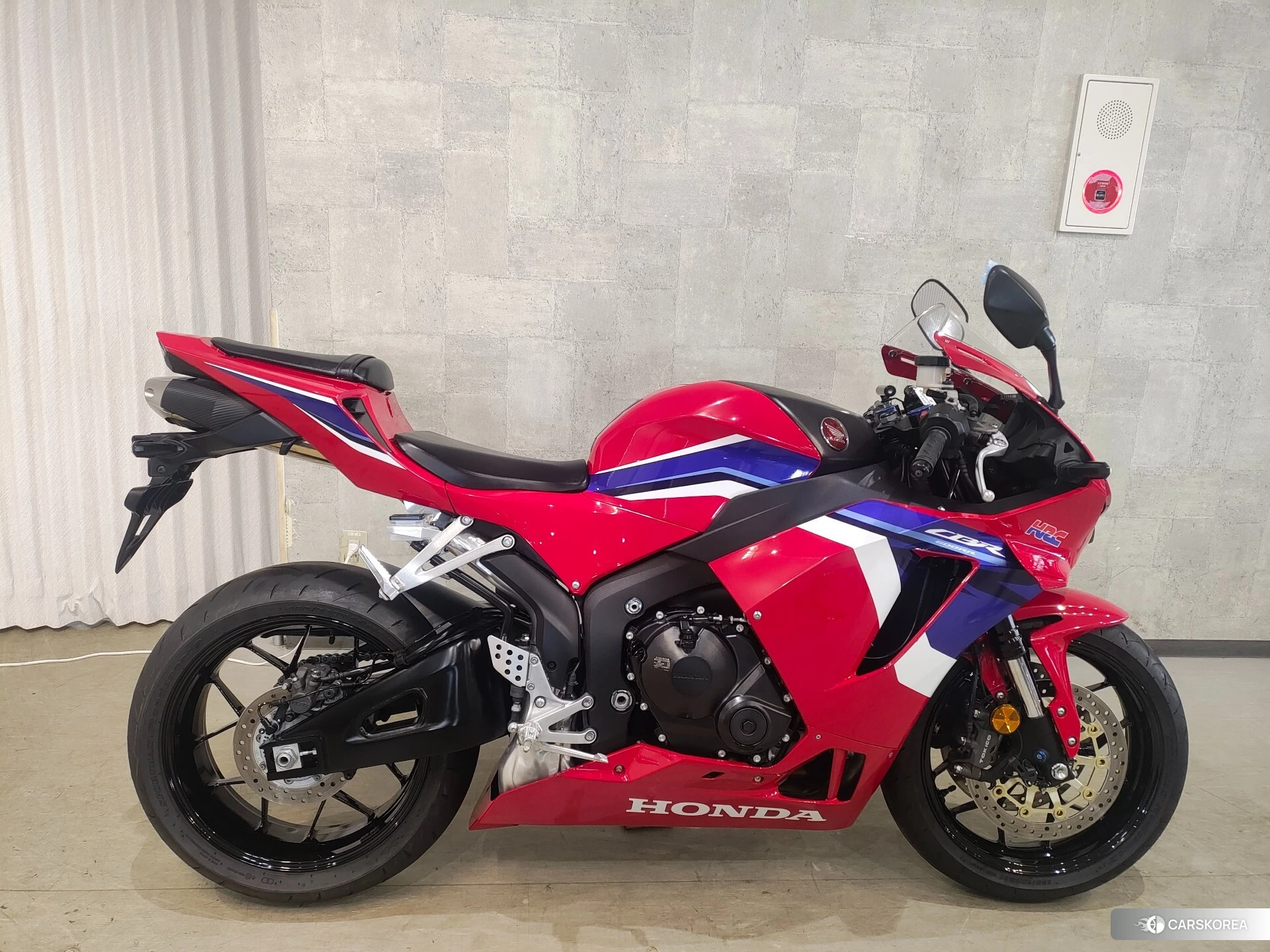 Проданный Honda CBR600RR ABS id 4184798 из Японии