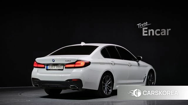 BMW 5 Series (G30) id 3898171 из Кореи 12