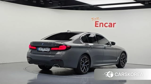 BMW 5 Series (G30) id 4774920 из Кореи 12