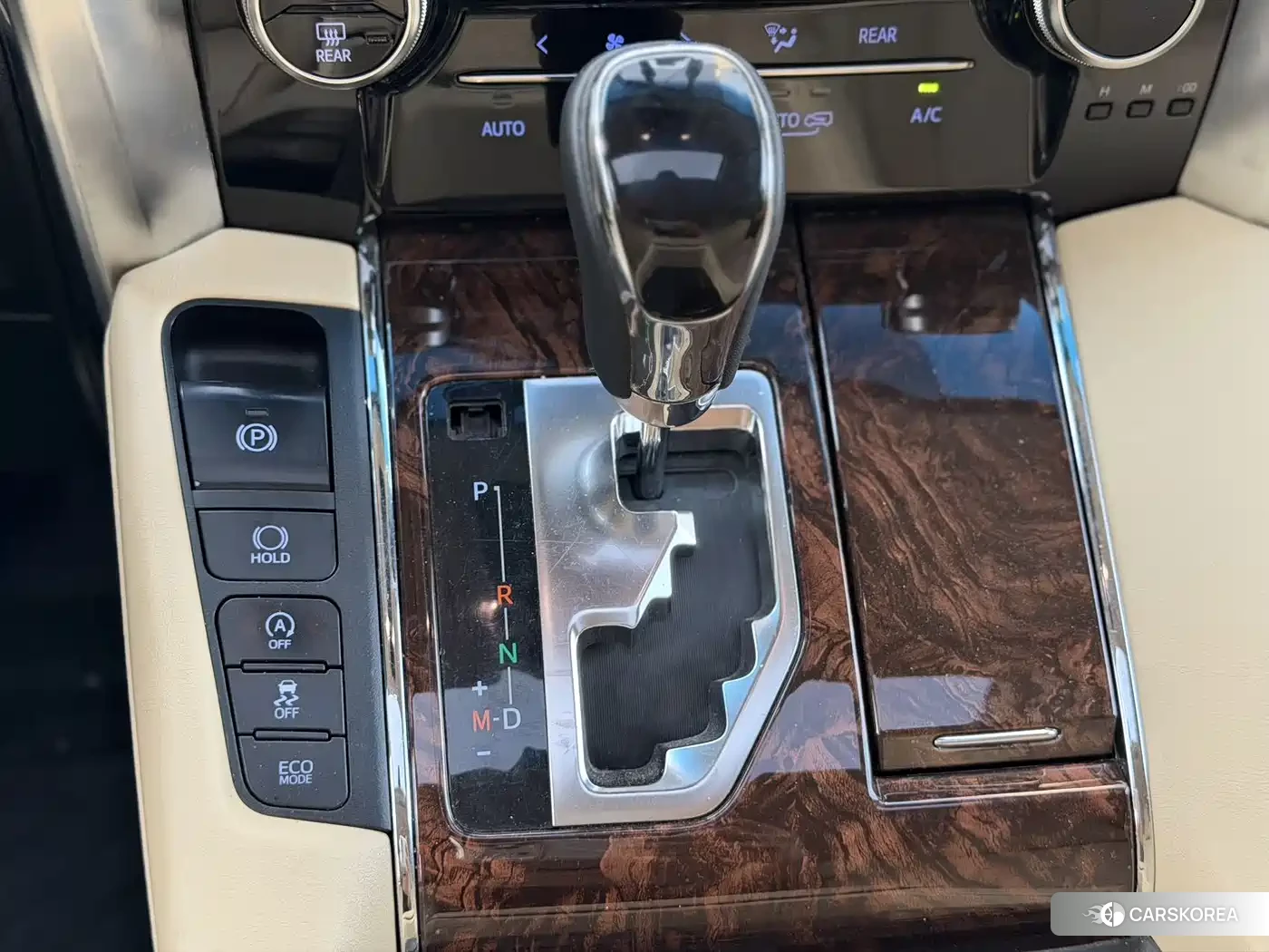 Toyota Elfa id 4628295 из Китая 12