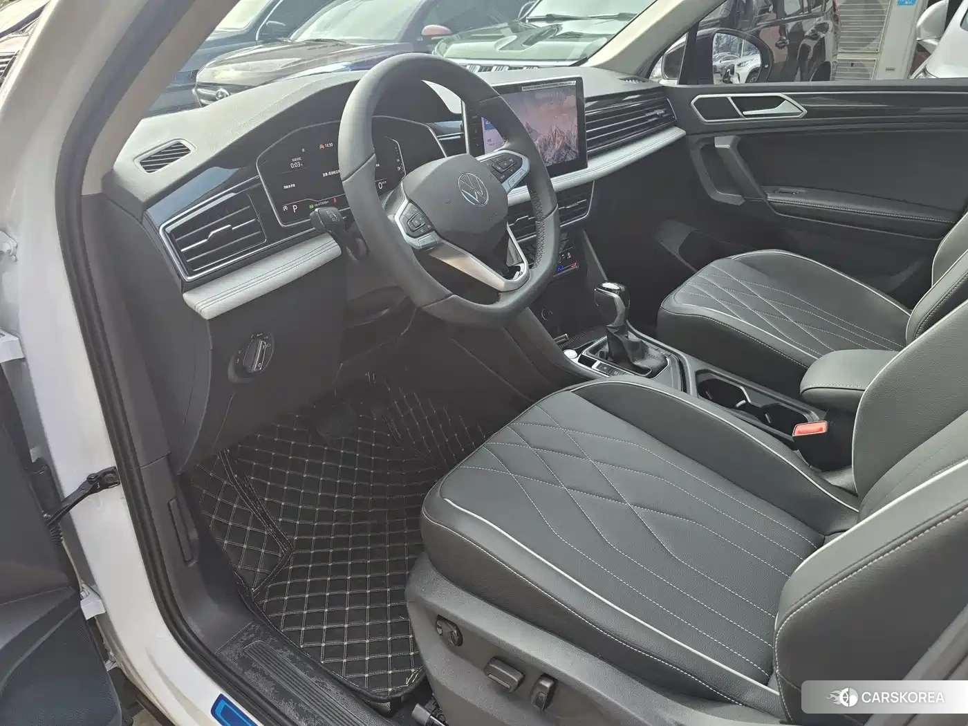 Volkswagen Tiguan L id 4565166 из Китая 11