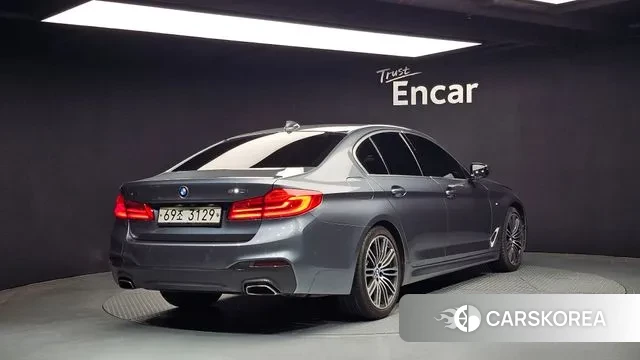 BMW 5 Series (G30) id 3464701 из Кореи 12