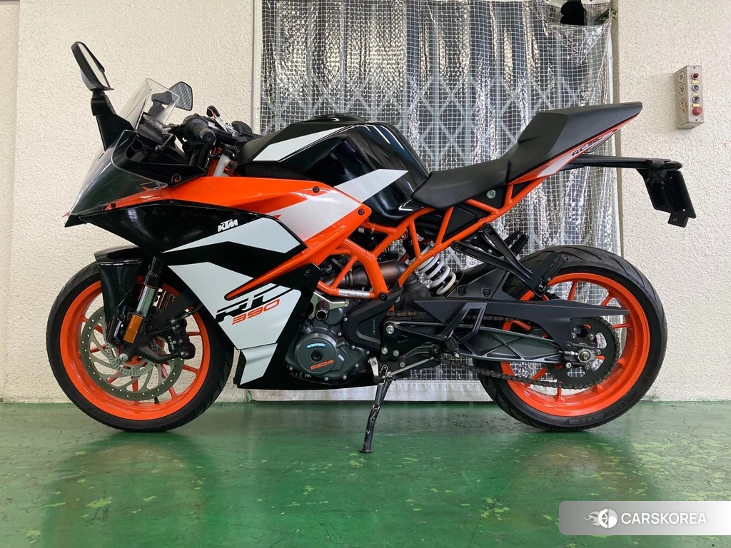 Проданный KTM RC 390 2017 из Японии, фото 2