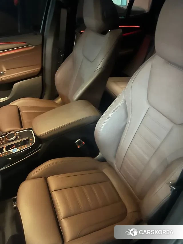 BMW iX3 2025 Черный из Кореи, фото 2