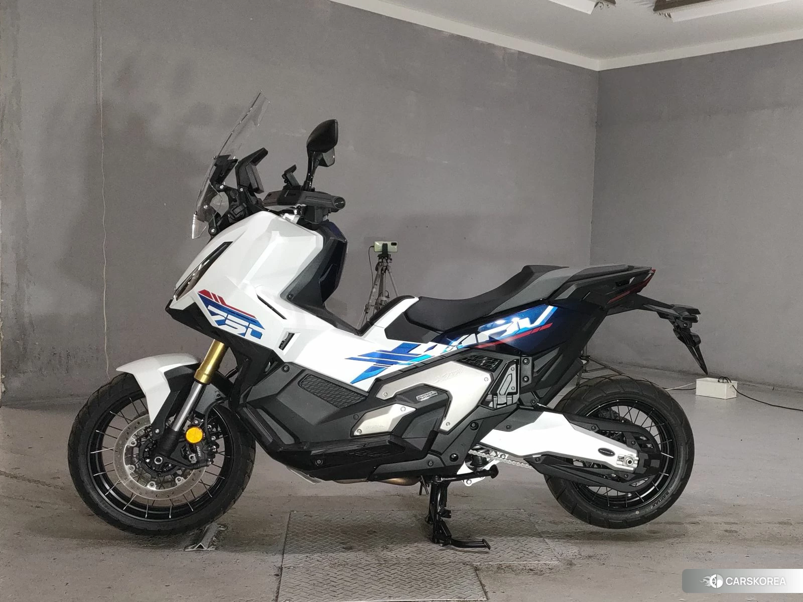Проданный Honda X-ADV 750 2026 из Японии, фото 2