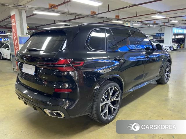 BMW X5 2026 Черный из Китая, фото 4