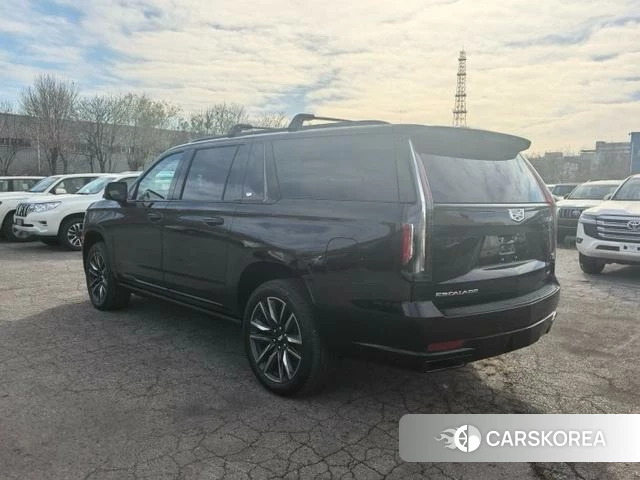 Cadillac Escalade ESCALADE 2024 Черный из Китая, фото 2