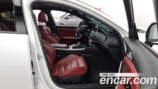 Kia Stinger id 2757358 из Кореи 12