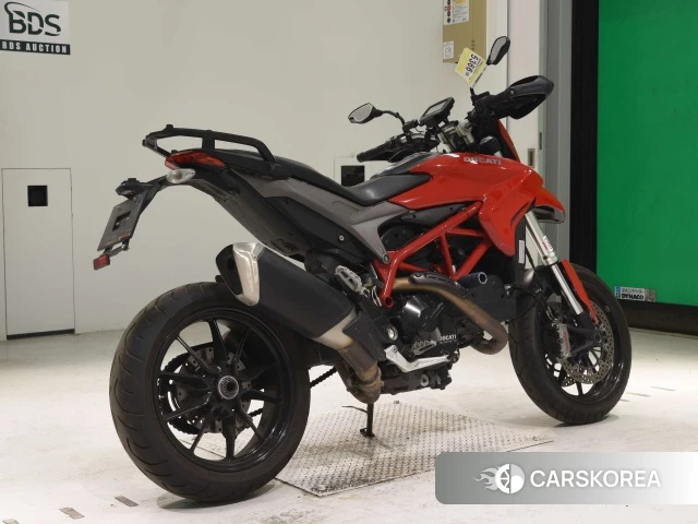 Проданный Ducati HYPERMOTARD 820 2013 из Японии, фото 2