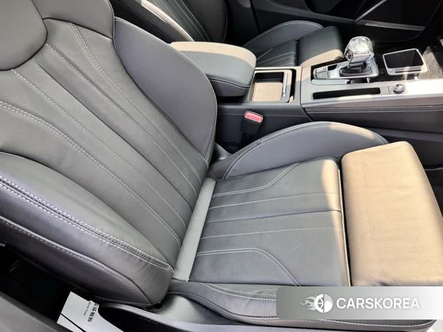 Audi Q5L id 4211480 из Китая 12