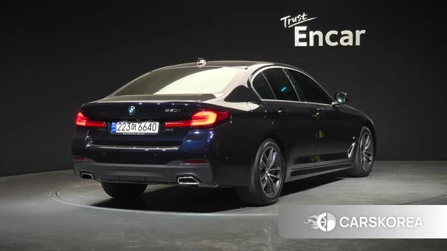 BMW 5 Series (G30) id 3877541 из Кореи 12