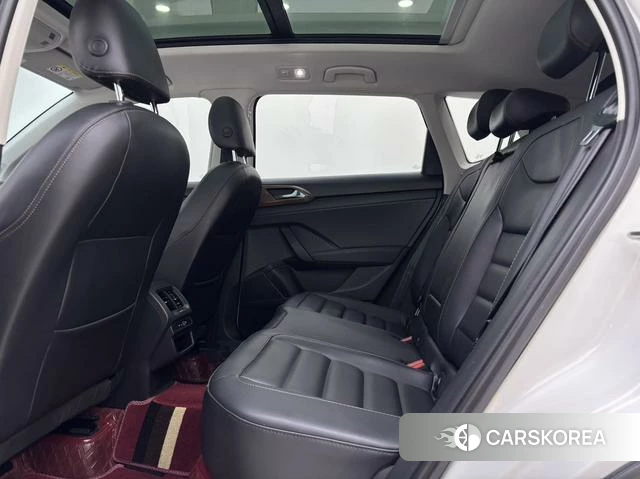 Volkswagen Tuyue 2022 Белый из Китая, фото 4