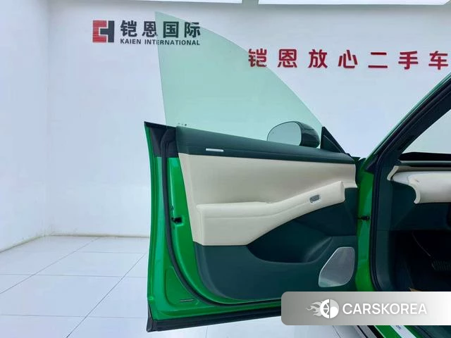 Xiaomi Car Xiaomi YU7 id 4207095 из Китая 12