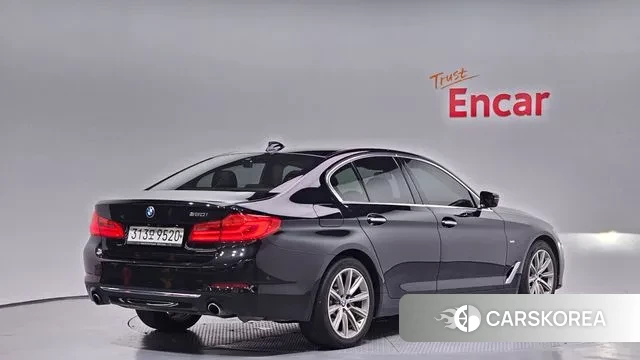 BMW 5 Series (G30) id 3188318 из Кореи 12