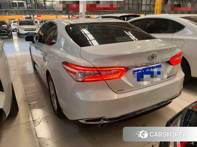 Toyota Camry 2024 Белый из Китая, фото 4