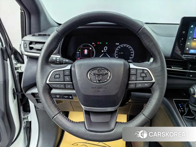 Toyota Grevia id 4257548 из Китая 12
