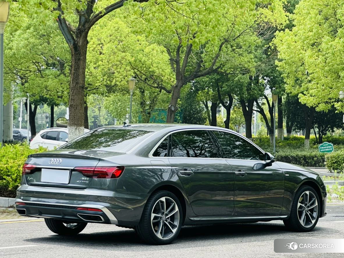 Audi A4L id 4421151 из Китая 12