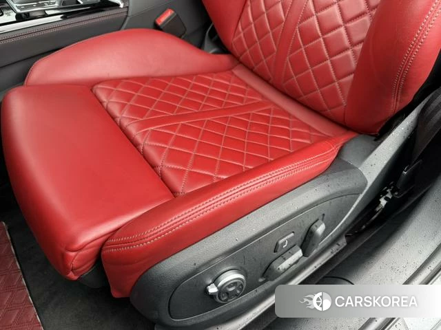 Audi S4 2023 Темно-серый из Китая, фото 2