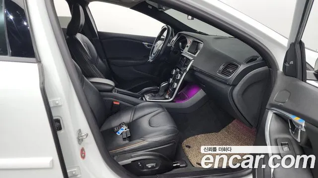 Volvo V40 Cross-Country id 2639981 из Кореи 12