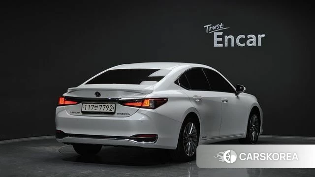 Lexus ES300h 7th generation id 4231672 из Кореи 12