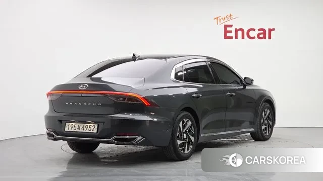 Hyundai The New Grandeur IG Hybrid id 3003312 из Кореи 12