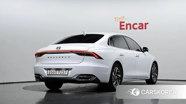 Hyundai The New Grandeur IG Hybrid id 4294297 из Кореи 12