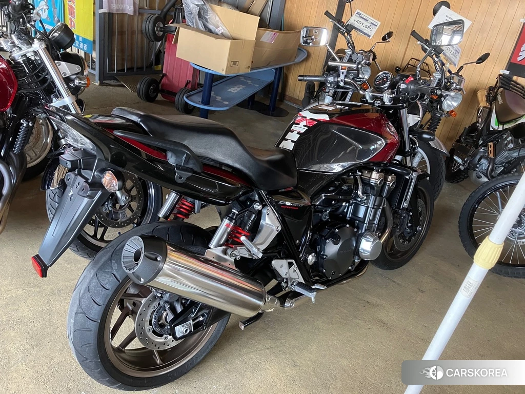 Проданный Honda CB1300SF 2015 из Японии, фото 2